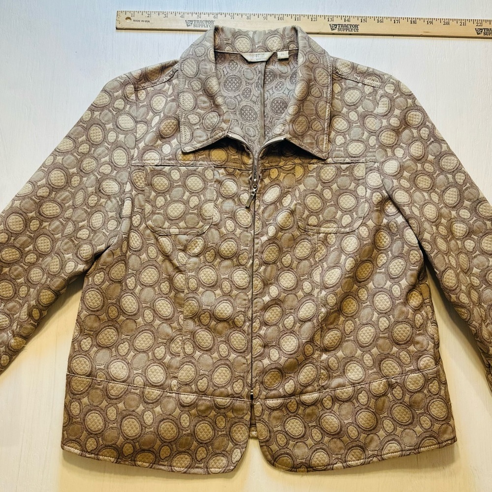 Erin by Erin London Jacket | Taupe Circle Print Textured Zip Front | Size PL - Picture 3 of 10